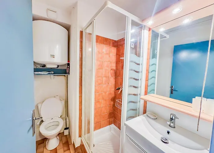 2 Pers Parking Calme Apartment